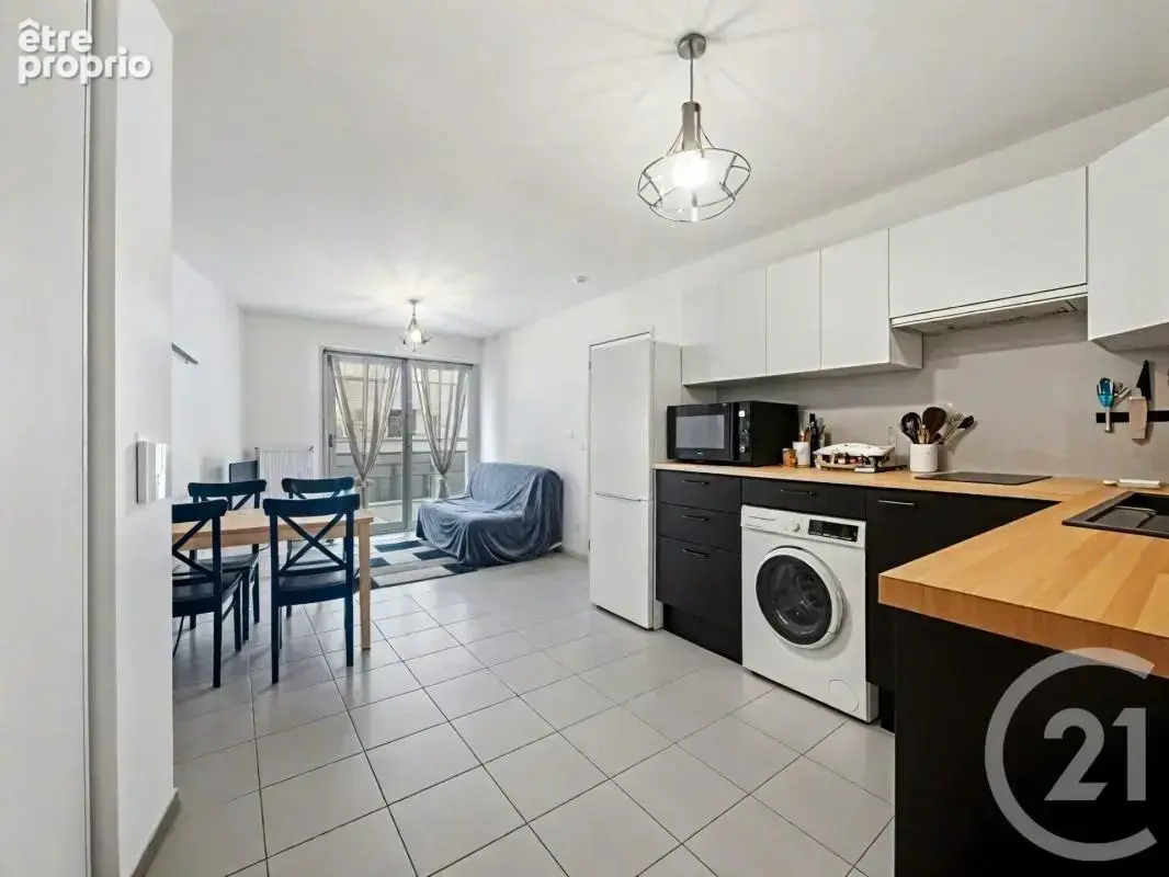 Appartement 40 m² à Venissieux  - photo 4