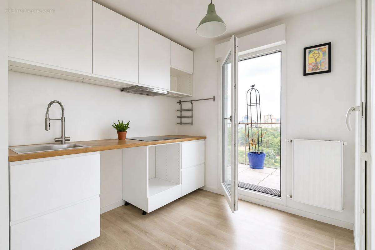 Appartement de 4 pièces de 78 m² à Bobigny - photo 3