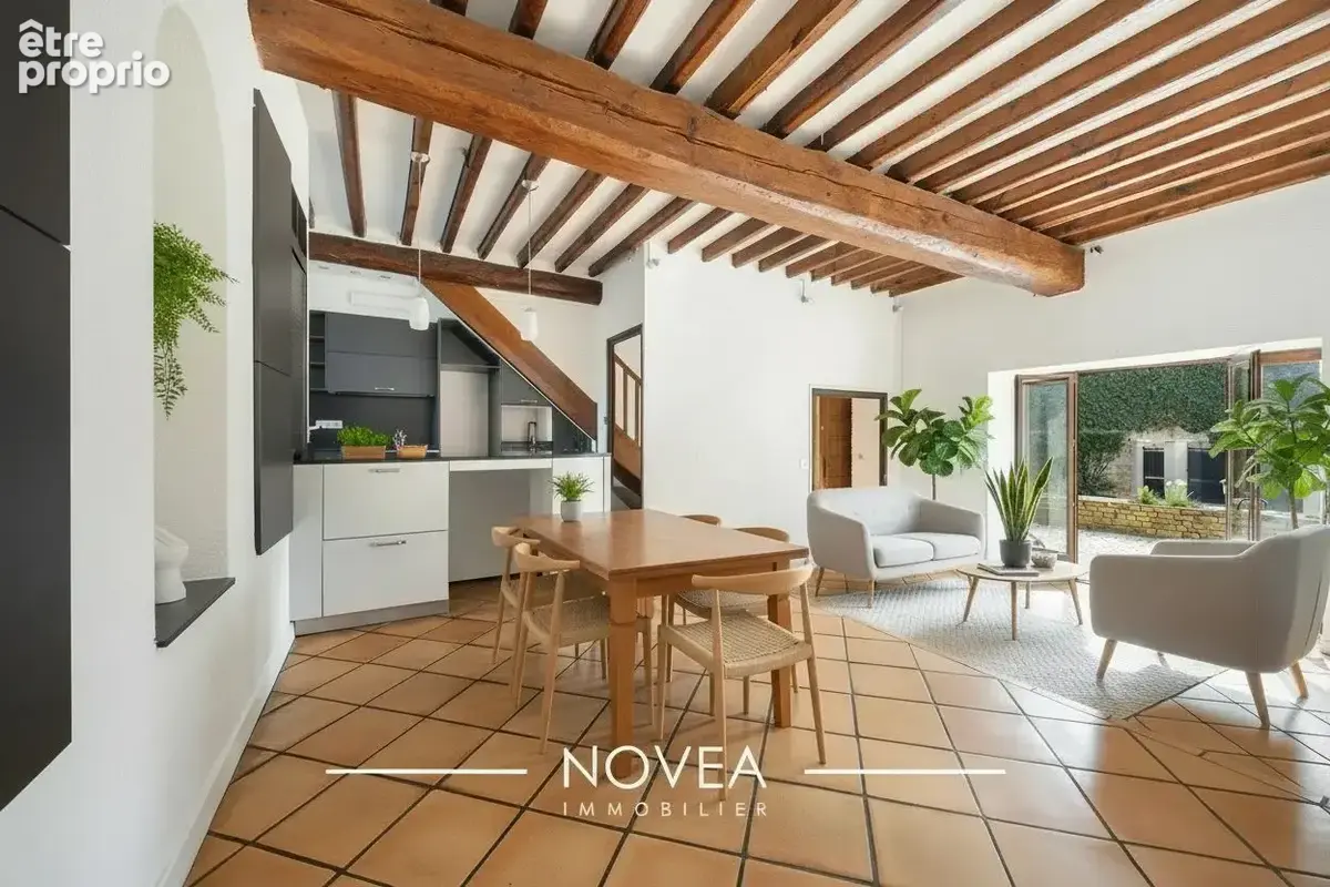 Maison 6 pièces 260 m² à vendre à Gleize (69400) - photo 5