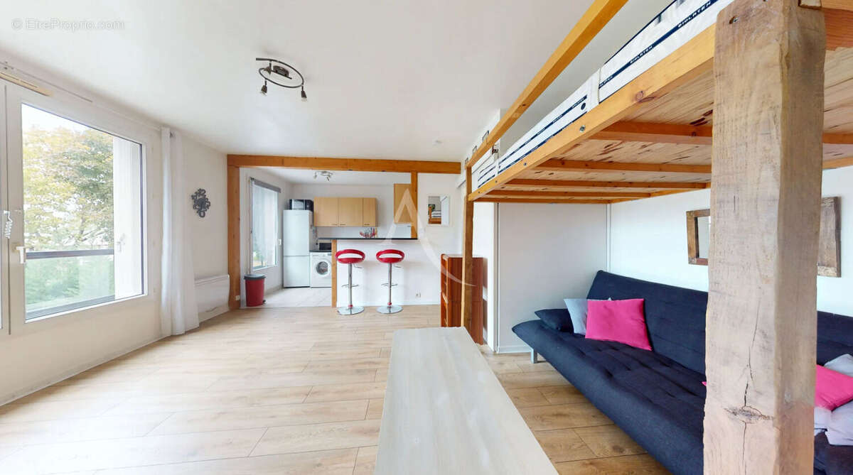 Appartement à PONTAULT-COMBAULT