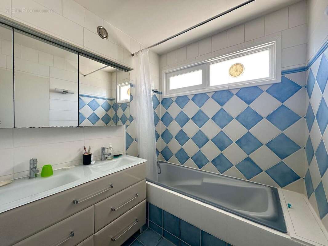 Appartement à PLAISIR