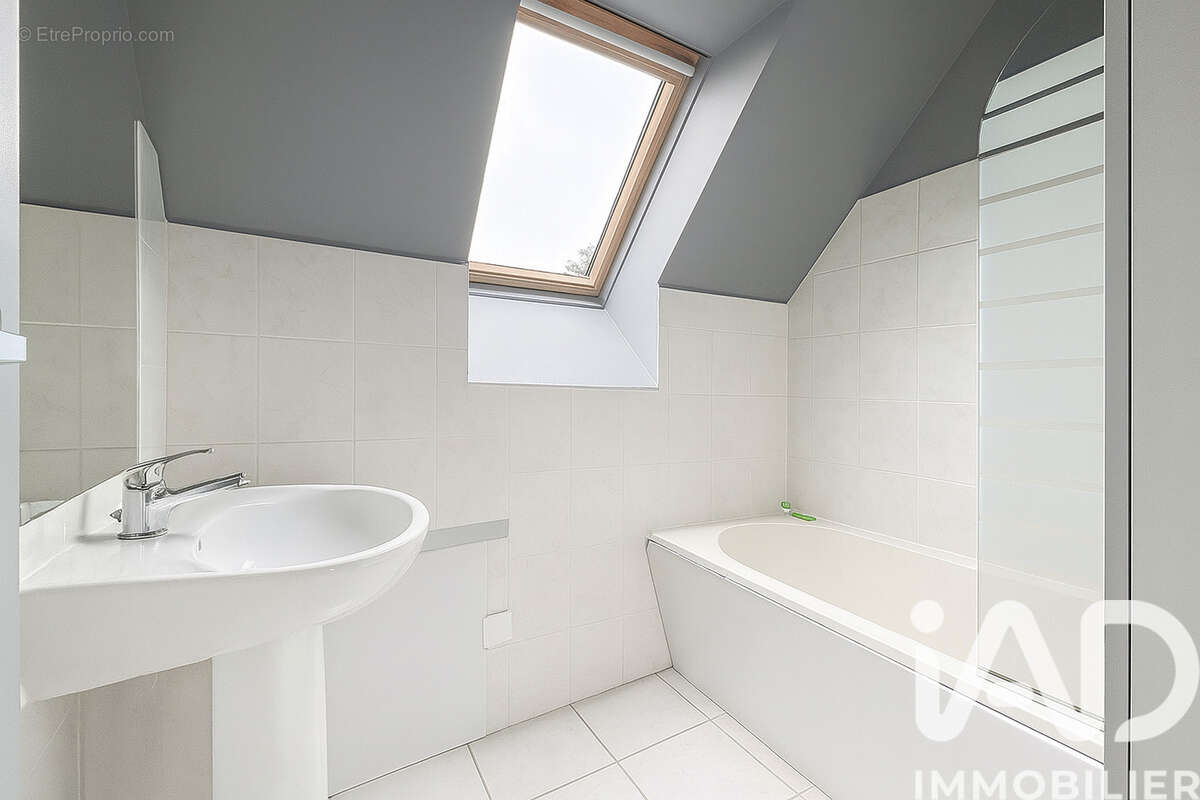 Photo 9 - Maison à LES MUREAUX