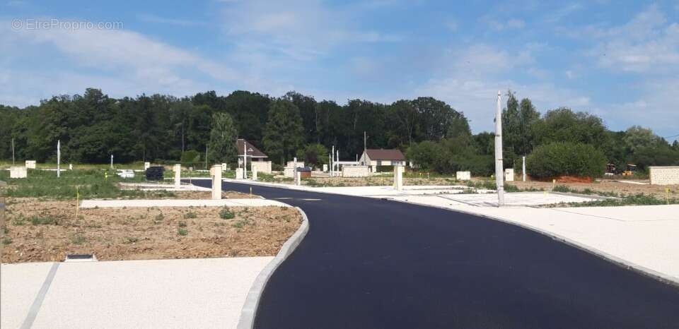 Terrain 354 m² à Saint-Leger-En-Yvelines  - photo 2