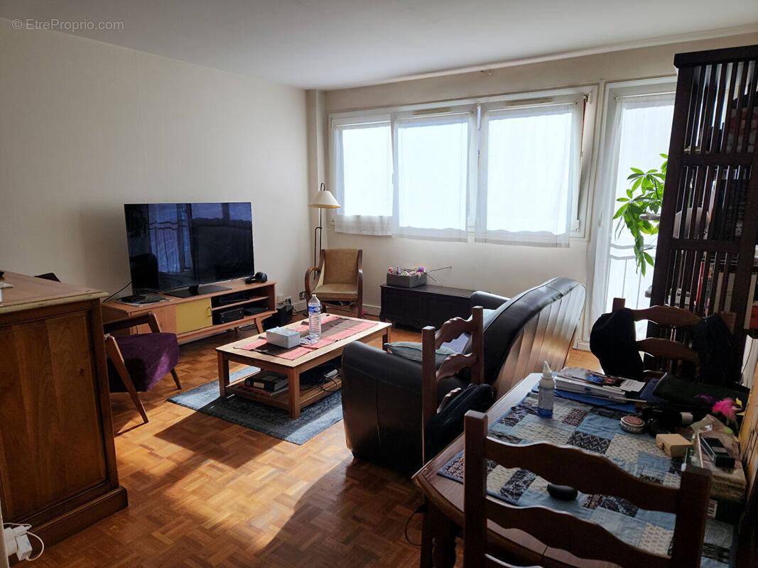 Appartement à VILLEMOMBLE