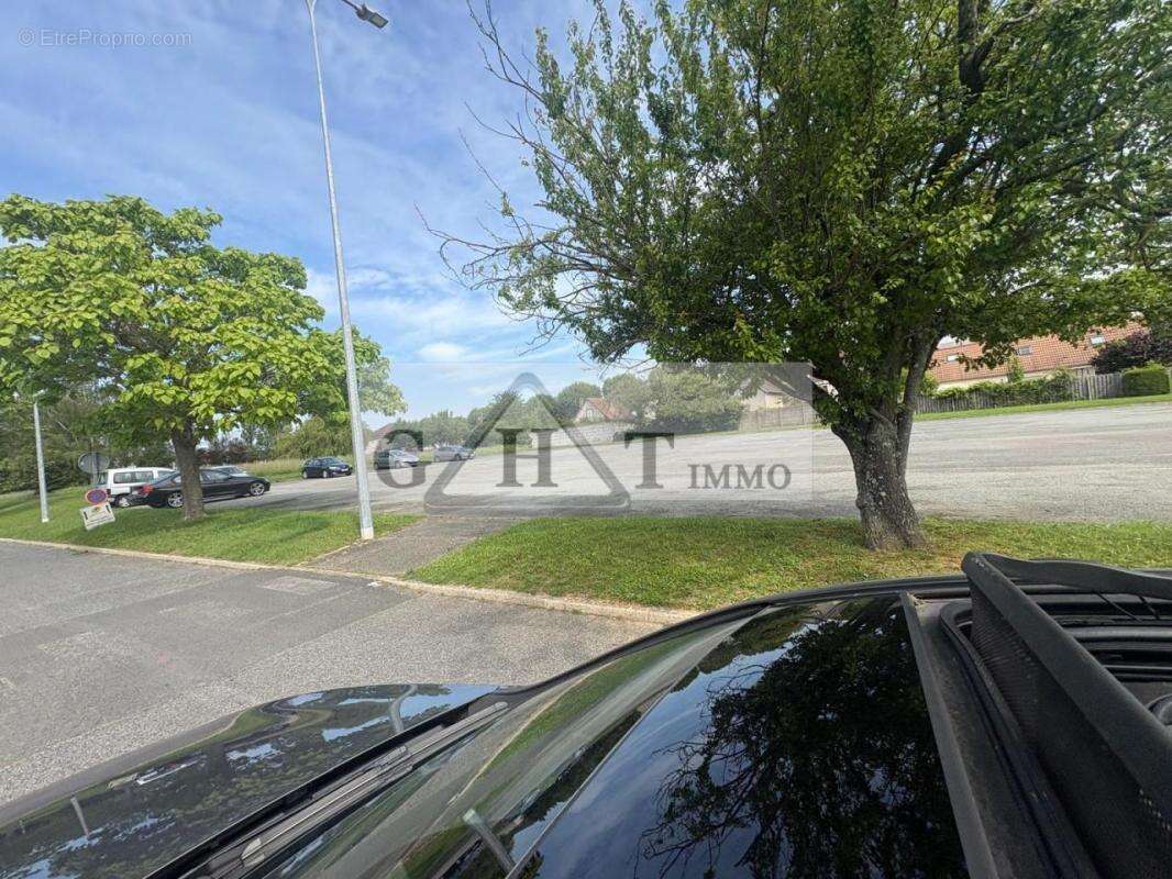 Entrepot 13 122 m² divisble a vendre a vaux le penil - photo 3