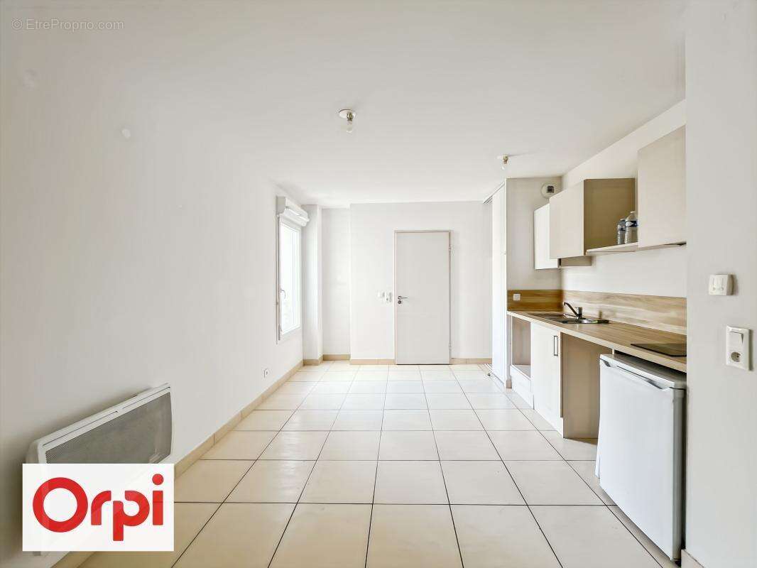 Appartement à BOUJAN-SUR-LIBRON