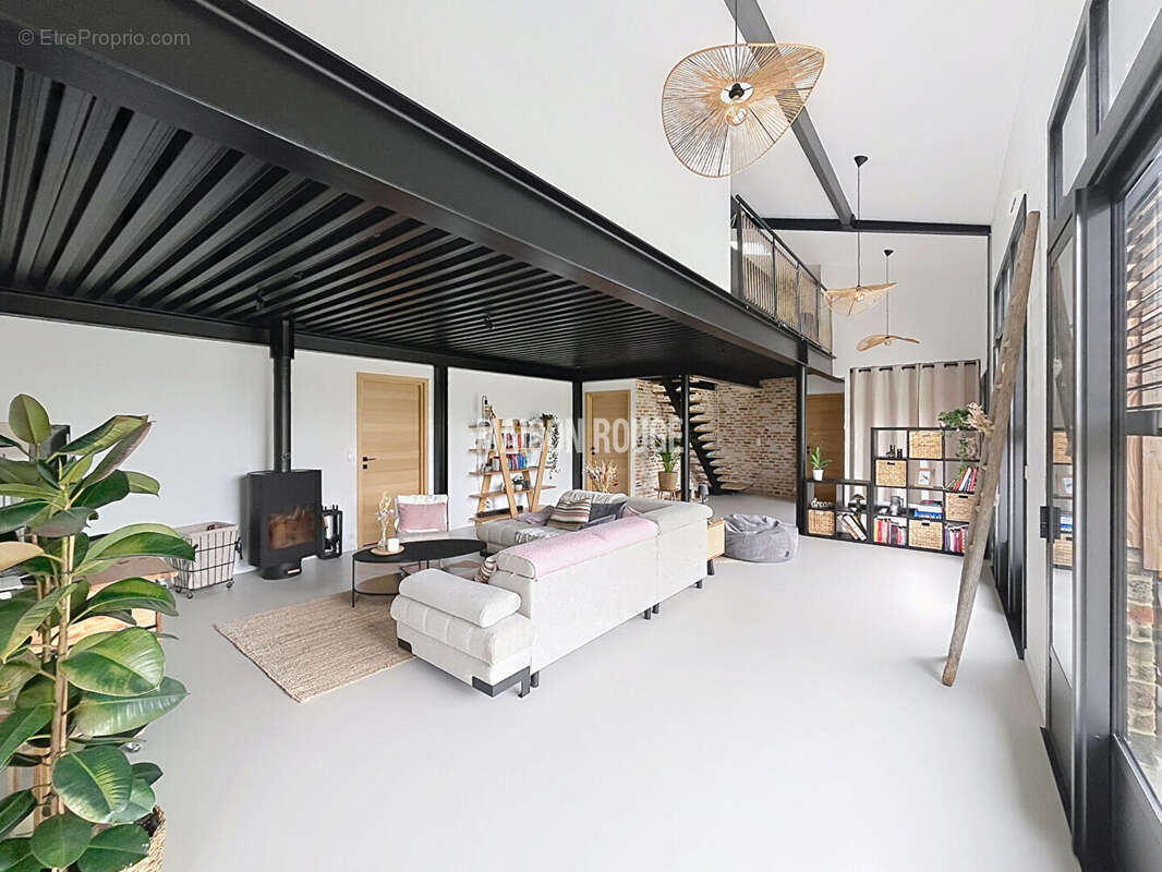 Maison à SAINT-MELOIR-DES-ONDES