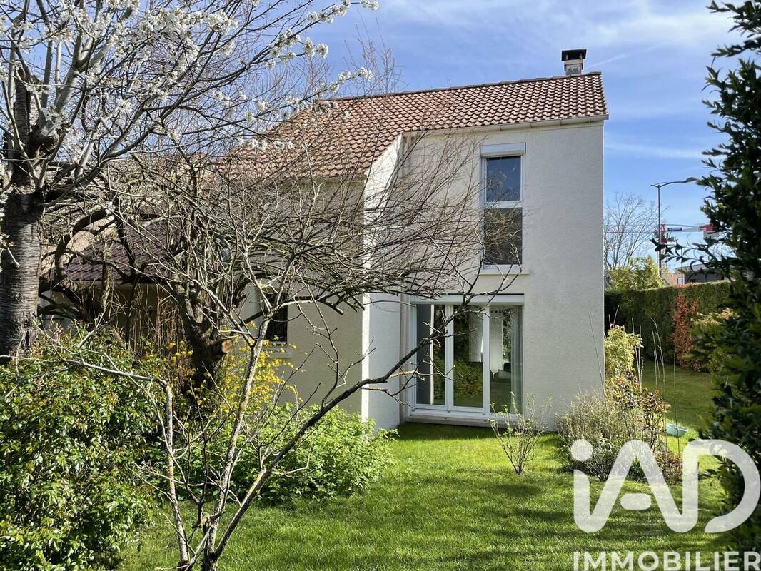 Photo 1 - Maison à CHATOU