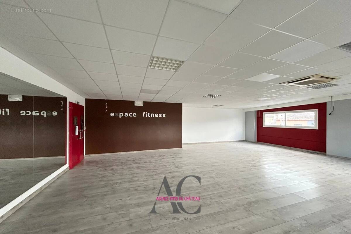 Commerce à ROCBARON