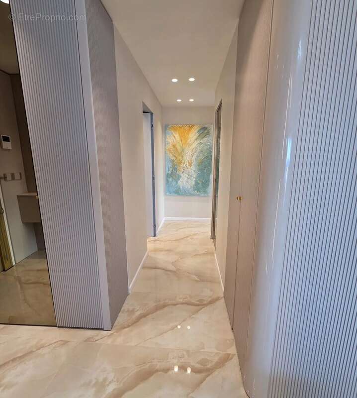 Appartement à ROQUEBRUNE-CAP-MARTIN