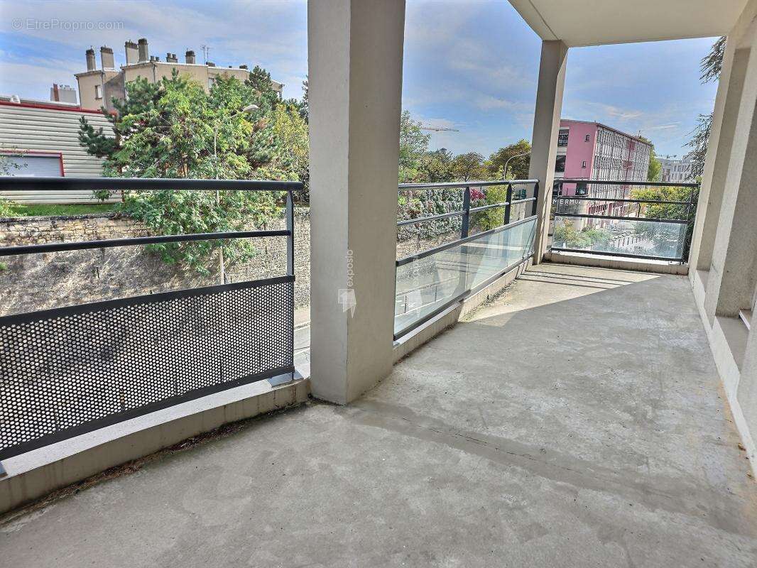 Appartement à LYON-8E