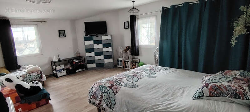 Maison à vendre 10 pièces SAINT GENEROUX (79) - photo 5