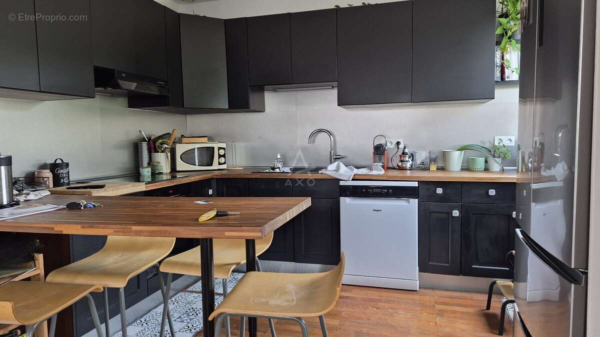 Maison familiale R+1 de 160 m²  4 chambres  Jardin avec espace BBQ et abri - photo 4