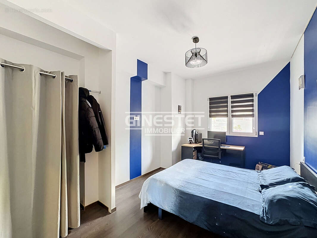 CULOISON, Villa 348m2, 4 chambres, un appartement de 54m2 et piscine intérieure. - photo 14