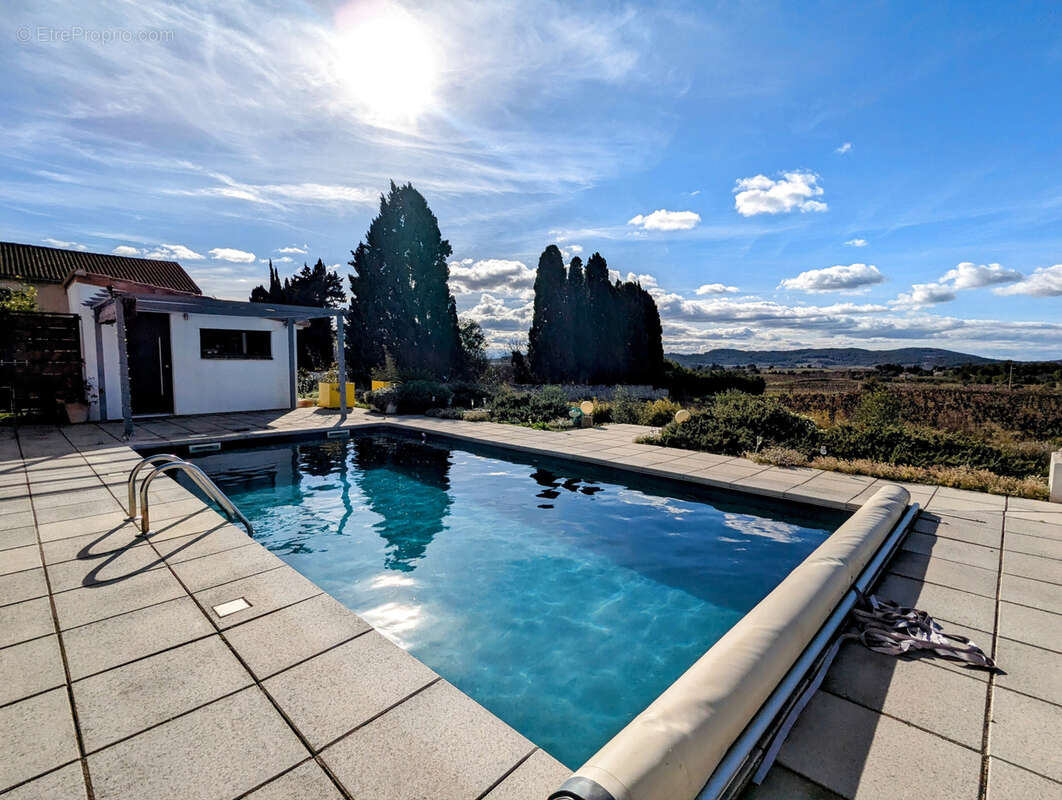 Maison à SAINTE-VALIERE