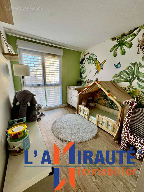 Appartement à SARTROUVILLE