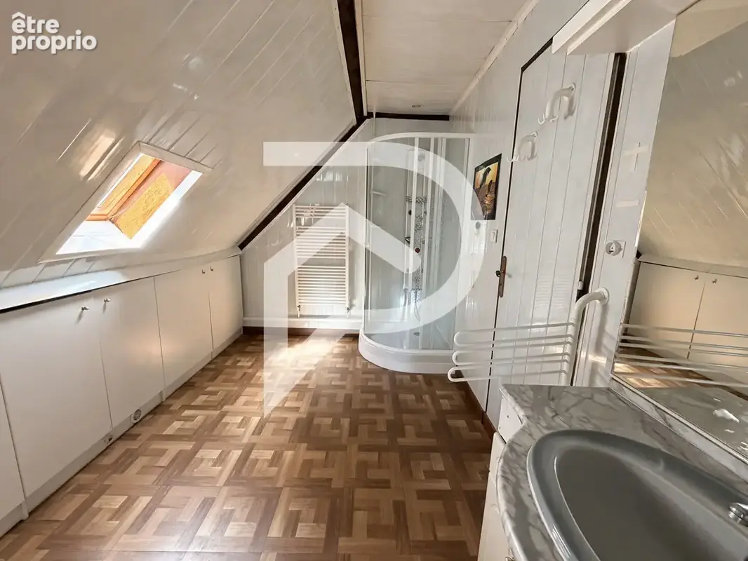 Maison Meru - 8 pièce(s) - 140 m2 - photo 9