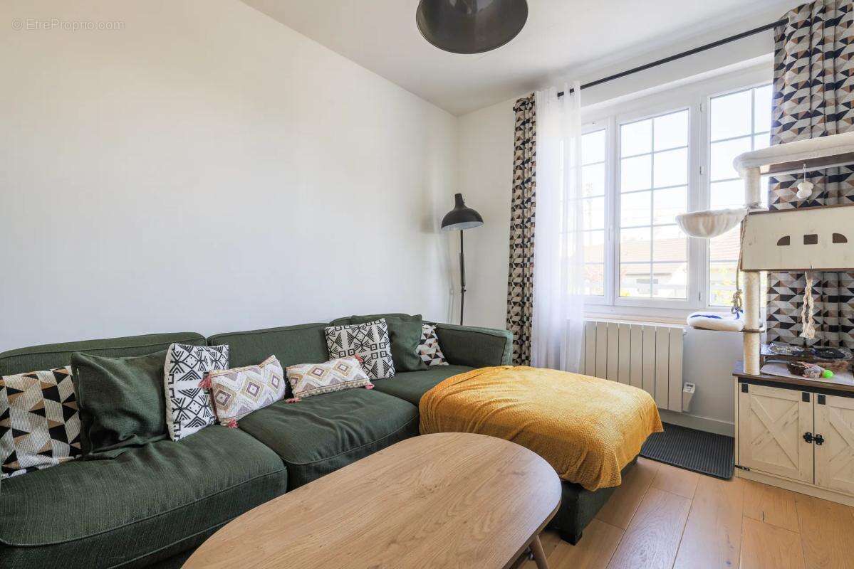 Appartement familial 4 pièces avec jardin privatif - photo 2