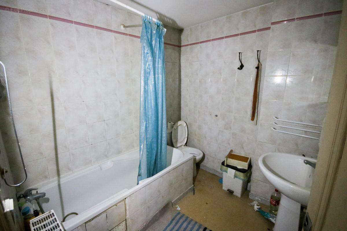 Appartement à GOND-PONTOUVRE