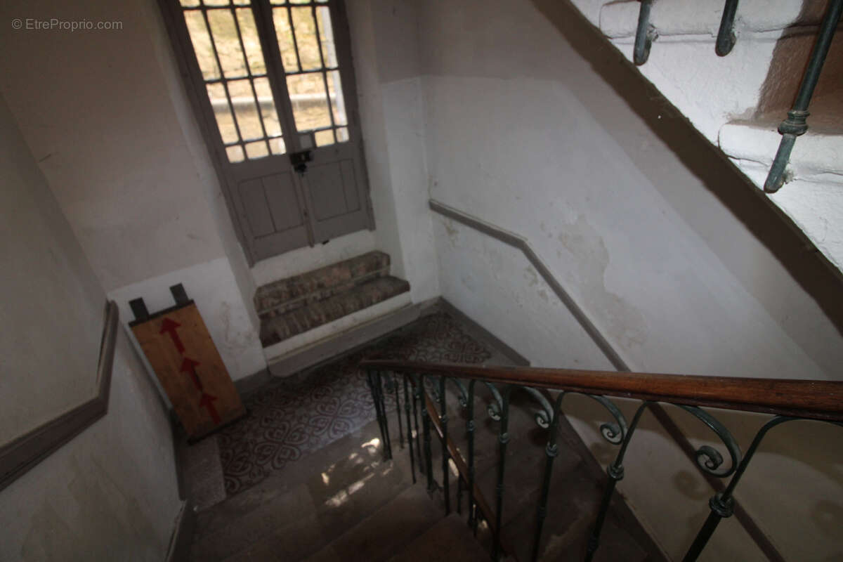Appartement à SAINT-PAUL-LE-JEUNE