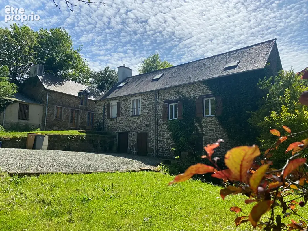 EXCLUSIVITE Cadre exceptionnel en bordure de rivière, dépendances - photo 16