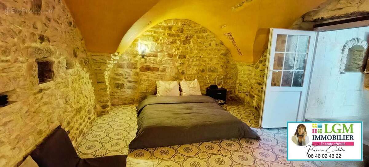 Maison à SAINT-BAUZELY