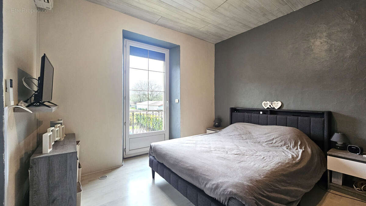 Maison à CHAMPAGNEUX