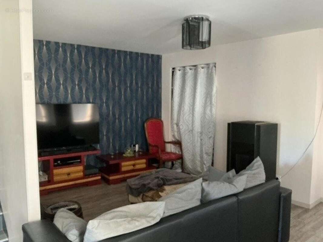 Photo 3 - Maison à ROUGE