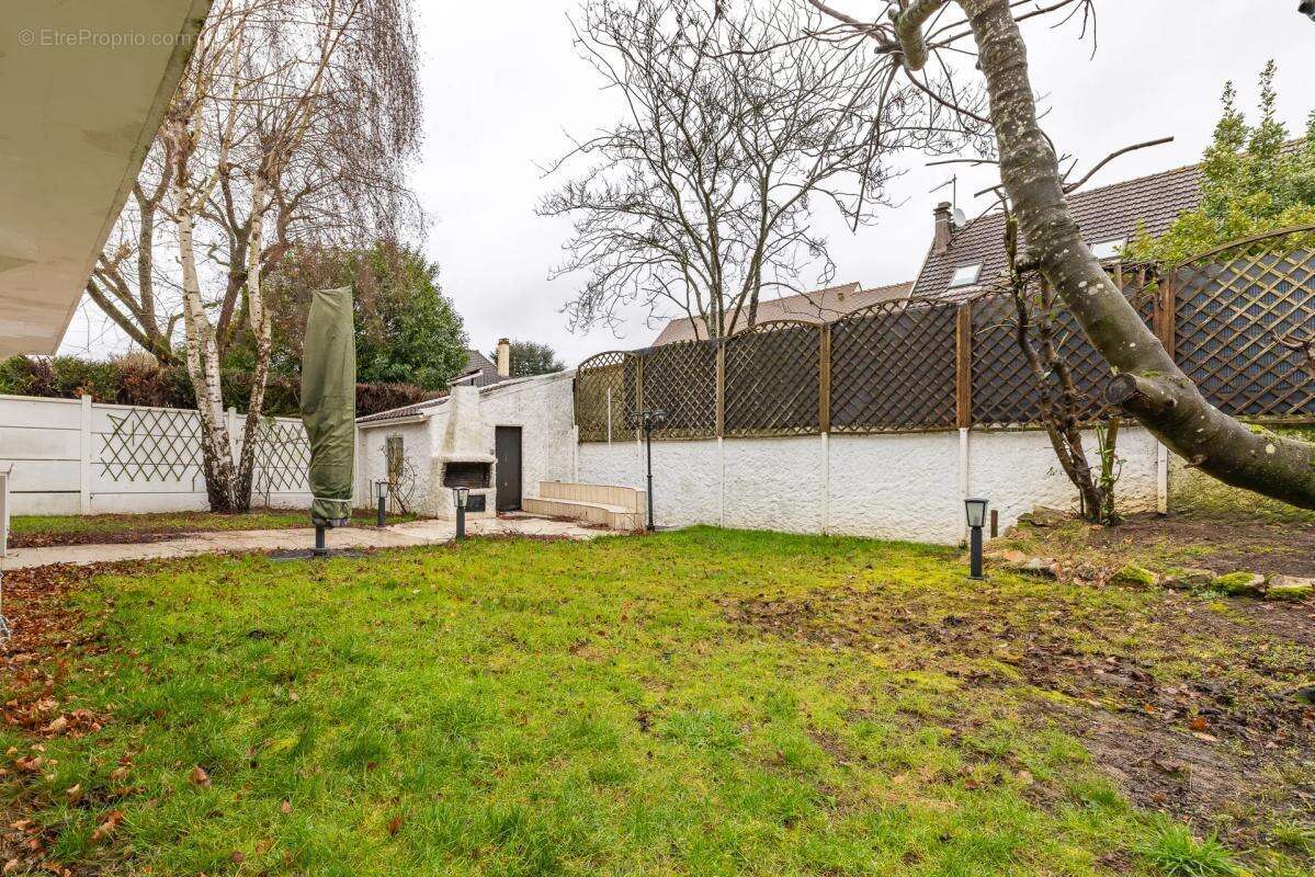 Maison à ORMESSON-SUR-MARNE