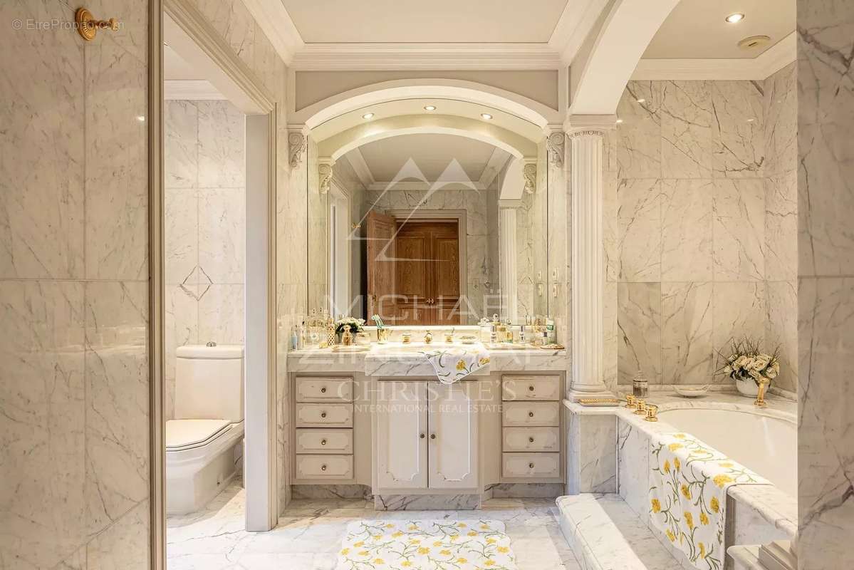 Maison à AURIBEAU-SUR-SIAGNE