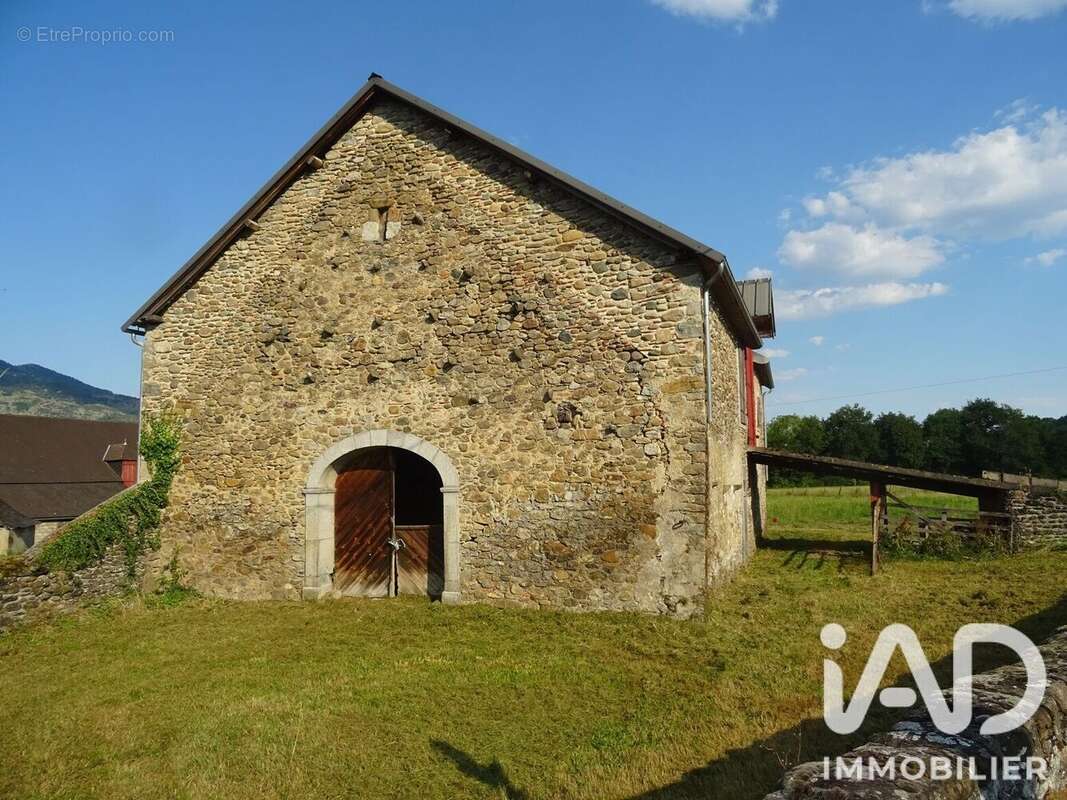 Maison 300 m² à Trois-Villes  - photo 5