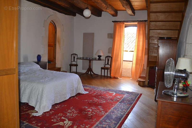 Maison à SAINT-PAUL-LIZONNE