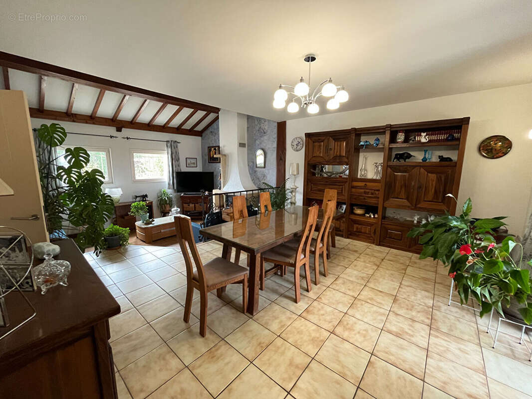 Maison à SAINT-ROMAIN-EN-GAL