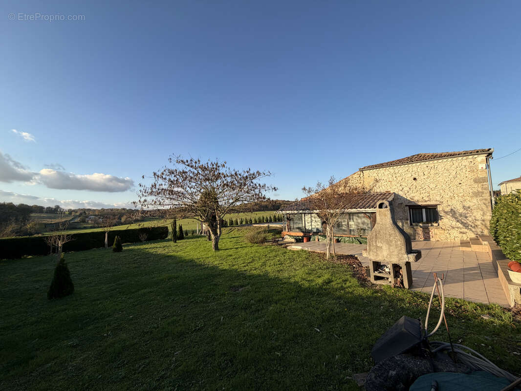 Maison à VERTEUIL-D&#039;AGENAIS