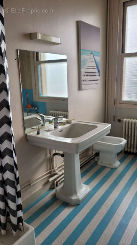 Maison à VILLEFRANCHE-D&#039;ALLIER