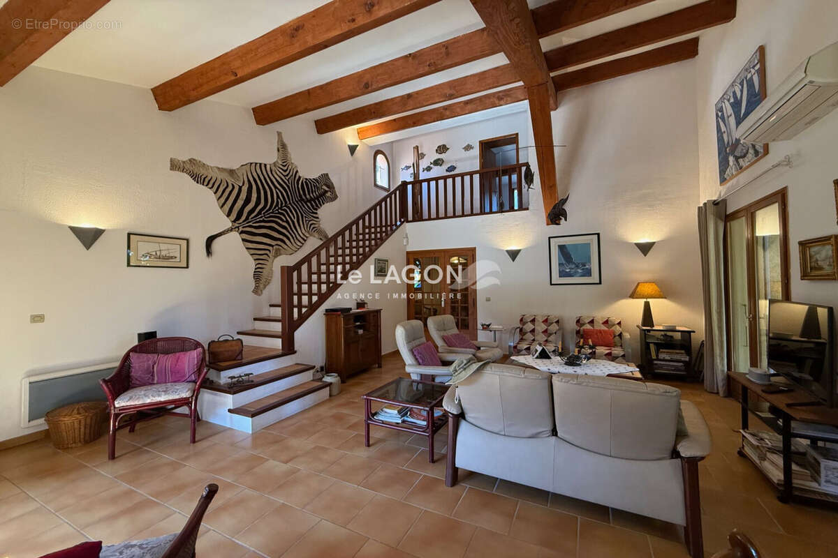 Maison à SAINT-CYPRIEN