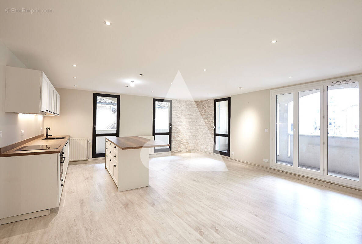 Appartement à VILLEFRANCHE-SUR-SAONE