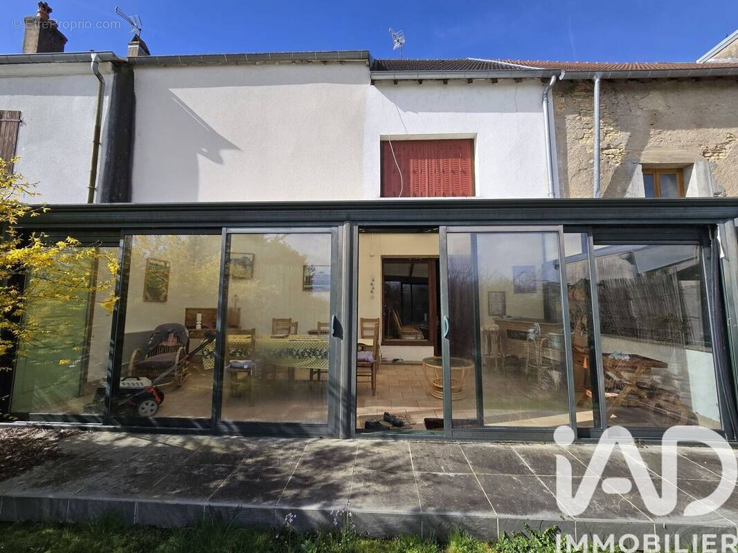 Photo 1 - Maison à VEREUX