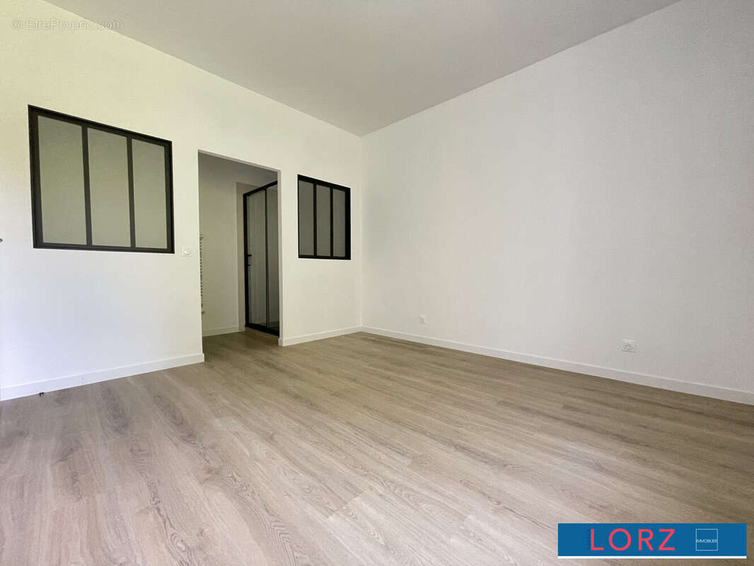 chambre rdc - Appartement à BOURGES