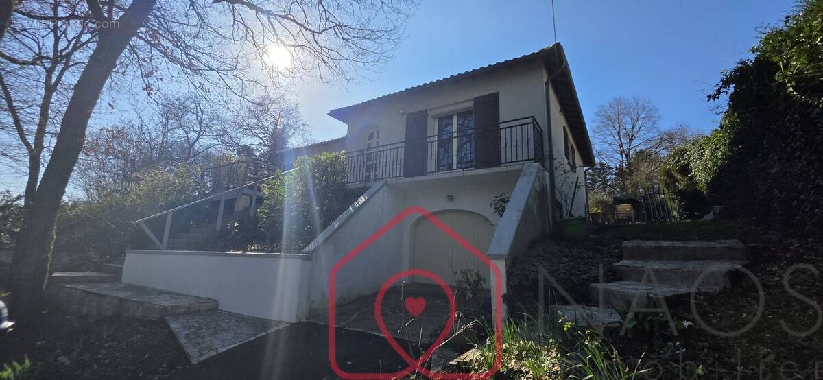Maison à BIARD