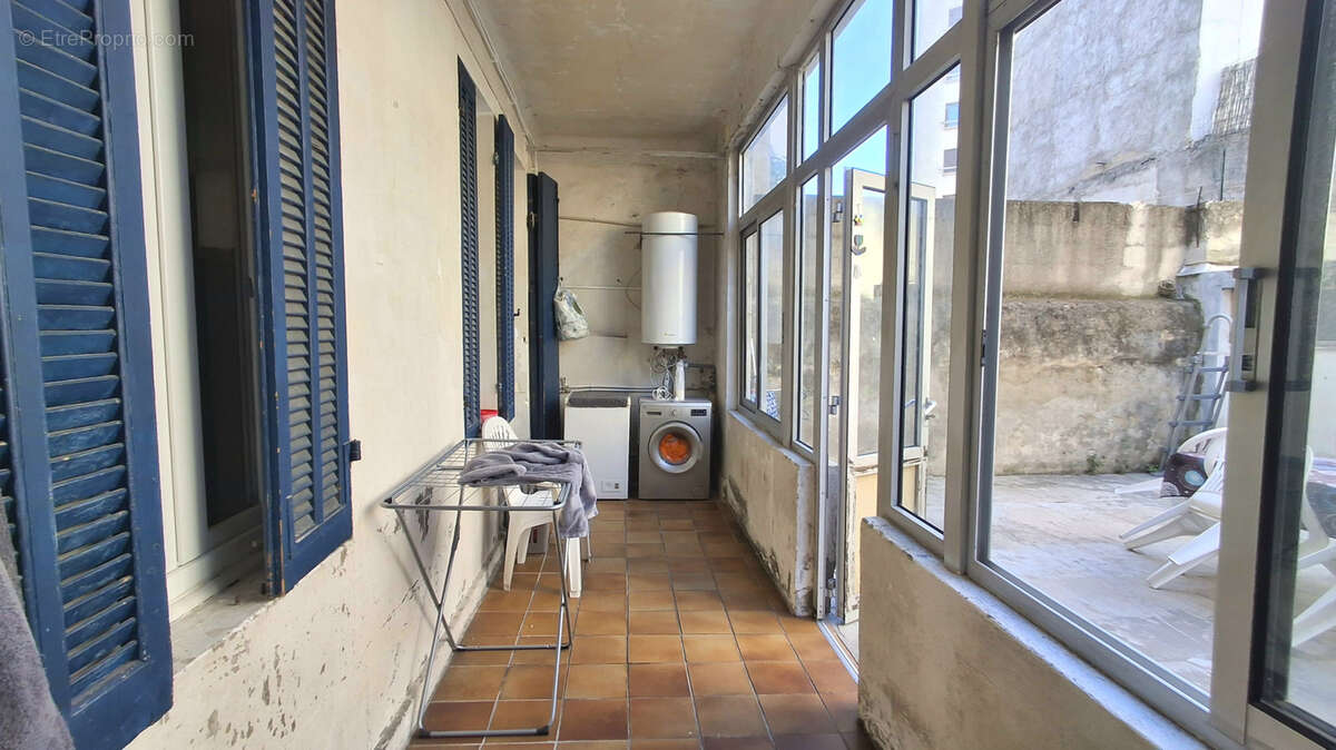Appartement T3 avec cour privative - photo 9
