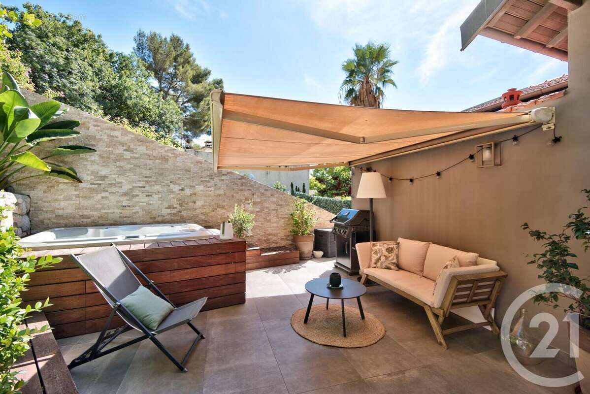 Appartement à VILLEFRANCHE-SUR-MER