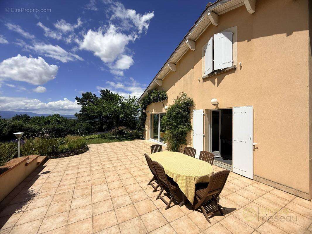 Maison 198 m² à Moras-En-Valloire  - photo 3
