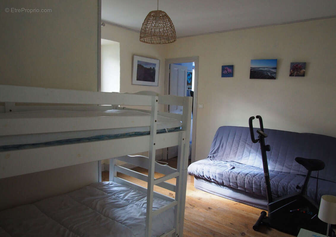 chambre 1 - Maison à OLORON-SAINTE-MARIE