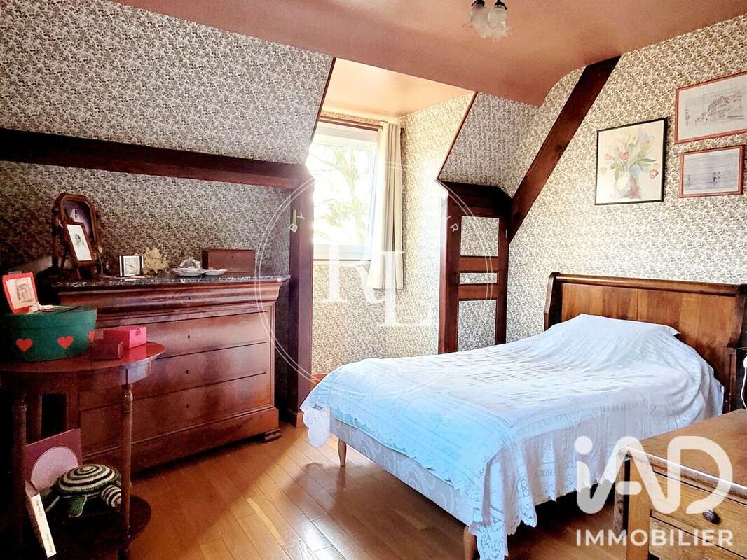 Maison 150 m² à Varaville  - photo 8