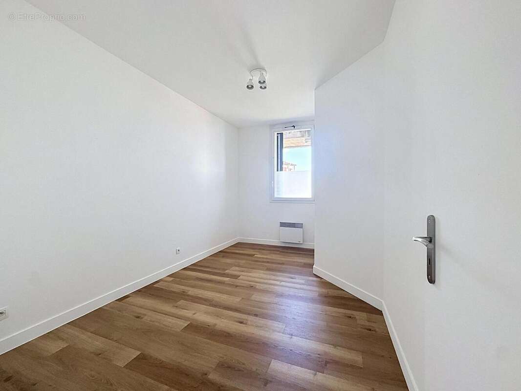   - Appartement à ROUBAIX