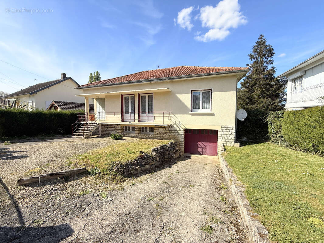 Maison à LA FERTE-GAUCHER