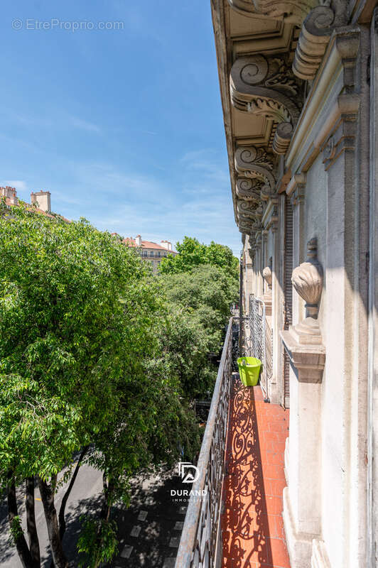 Appartement à MARSEILLE-2E