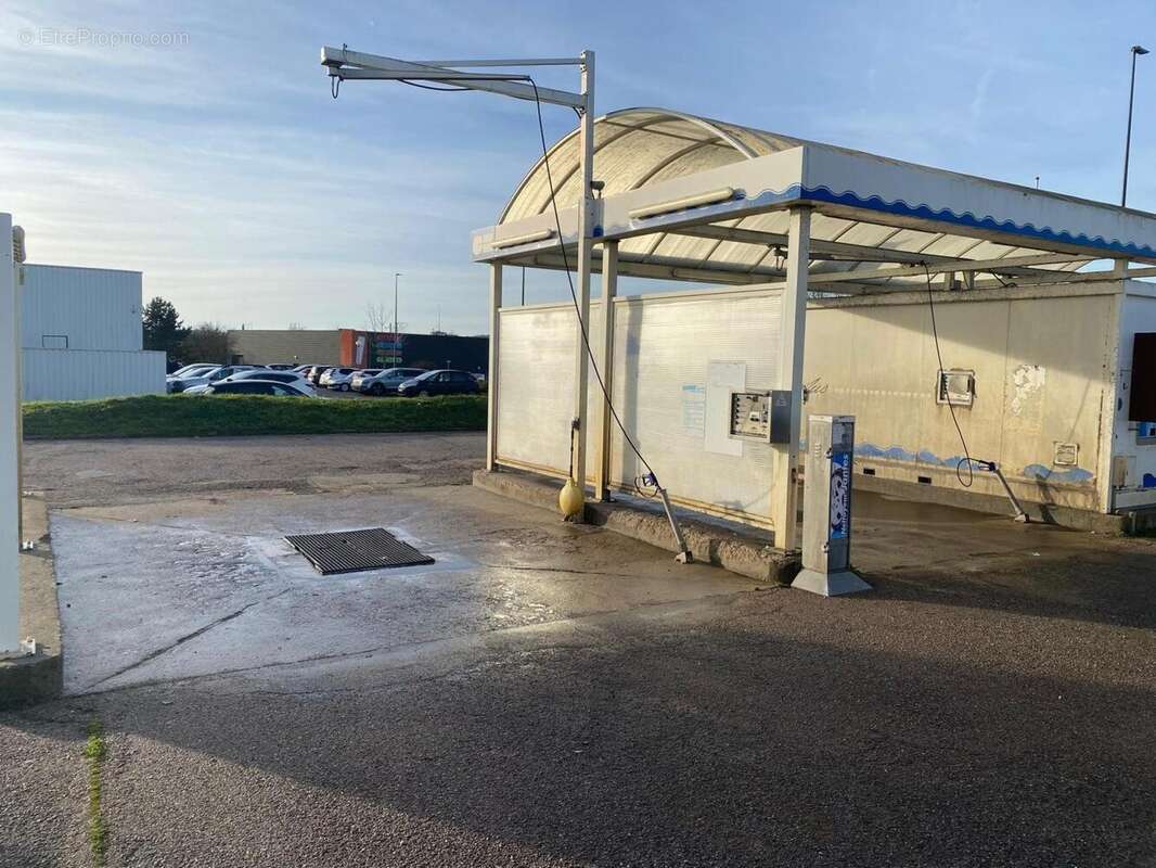 Photo 8 - Commerce à NEUFCHATEAU