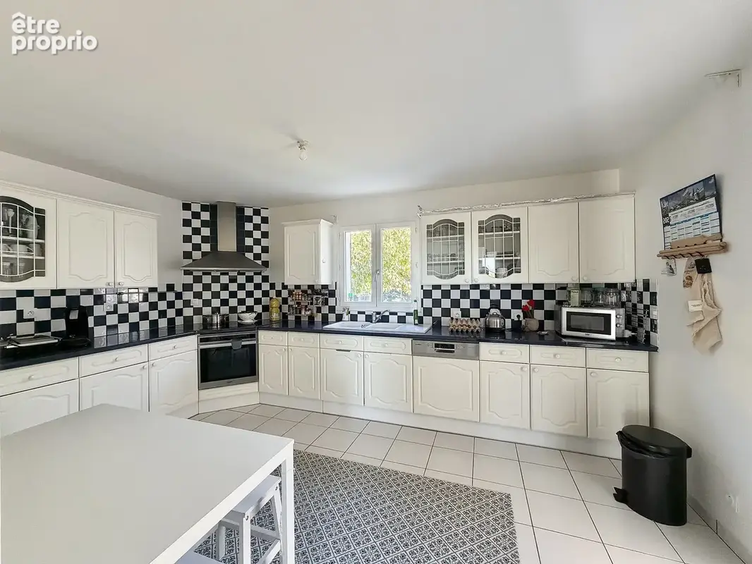 Maison 5 pièces 140 m² à vendre à Bourgoin-Jallieu (38300) - photo 8